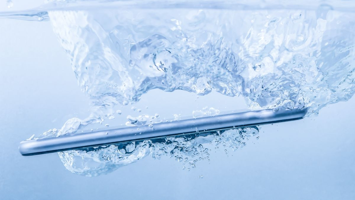 Best Waterproof Mobile Phones in Bangladesh (2022)